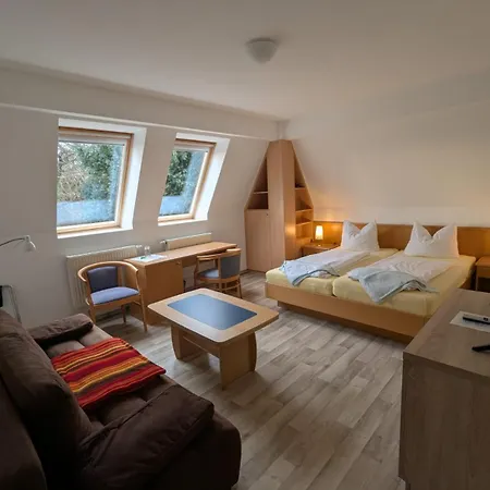 Pension&restaurant Haus Hiddensee Kloster