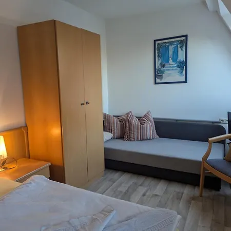 Hotel Pension&restaurant Haus Hiddensee *