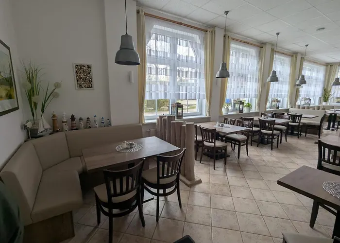 & Restaurant Haus Hiddensee