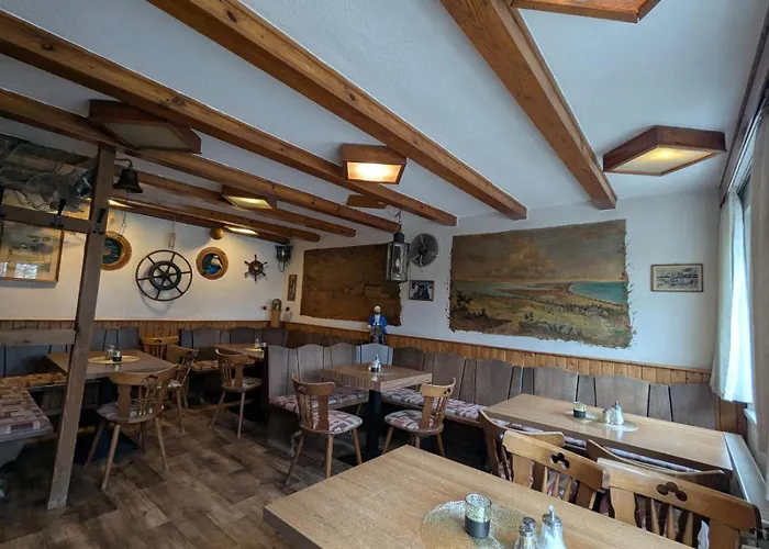 & Restaurant Haus Hiddensee