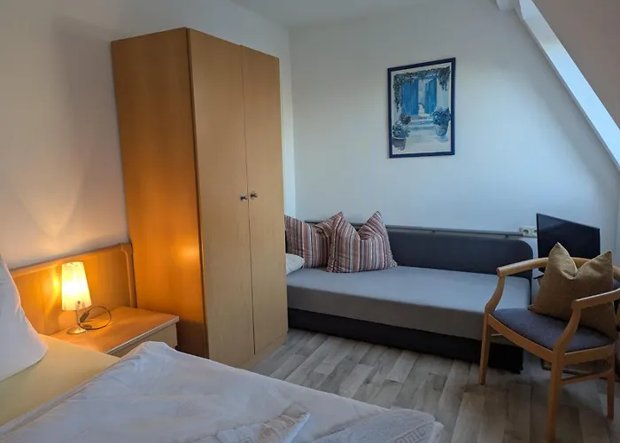 Hotel & Restaurant Haus Hiddensee *